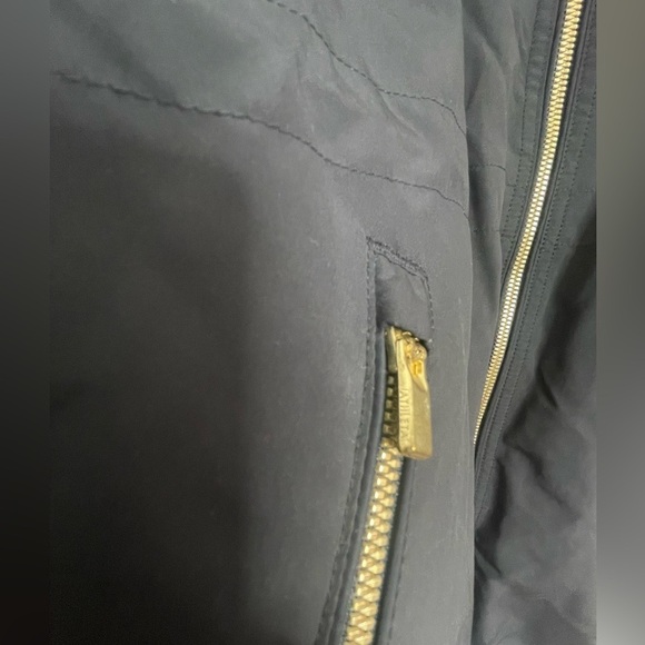 Athleta rain coat size medium - Picture 12 of 13